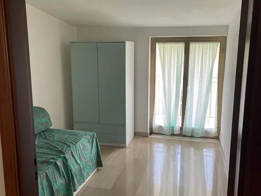 Immagine 3 di Casa vacanze in affitto  in Via dei Tulipani 5 a Crotone