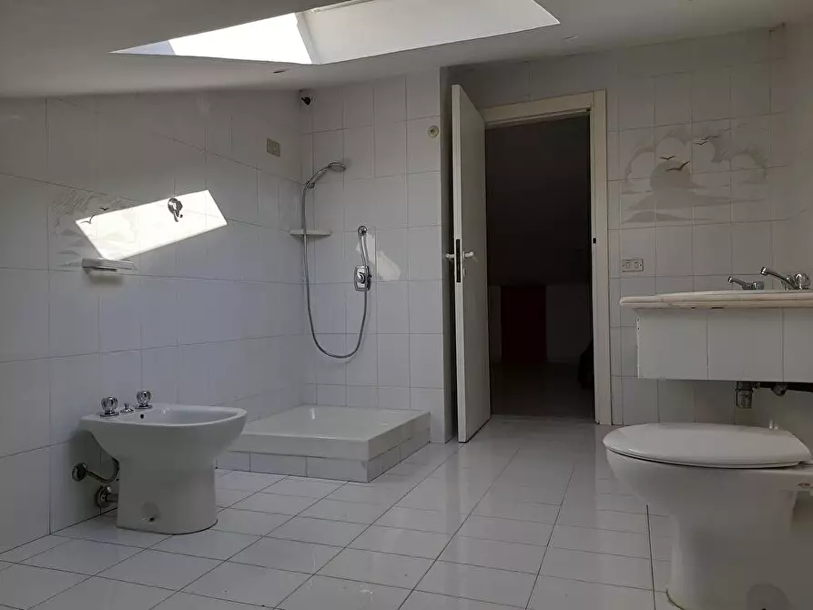 Immagine 20 di Abitazione tipica in affitto  in VIA ALESSANDRO MAGGINI 78 a Ancona