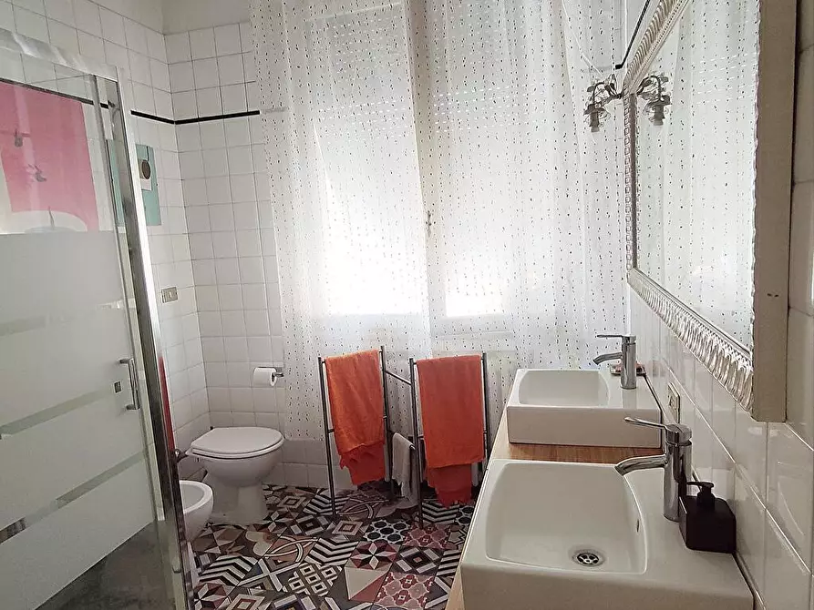 Immagine 1 di Casa indipendente in vendita  a Modena