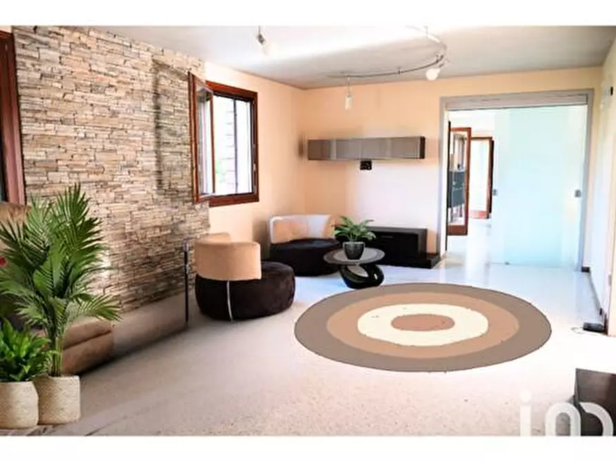 Immagine 3 di Villa in affitto  a Villafranca Padovana