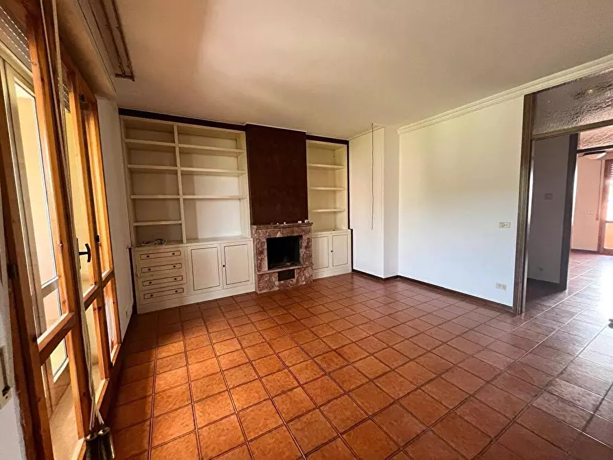 Immagine 6 di Appartamento in vendita  a Cascina