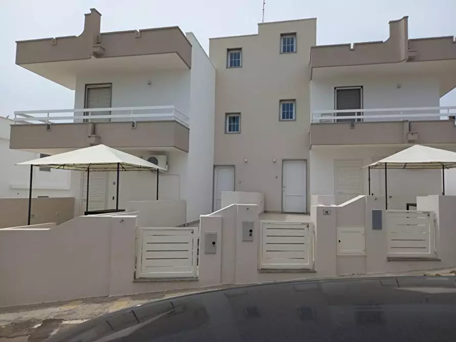 Immagine 1 di Casa vacanze in affitto  in Via della Ginestra 4 a Salento