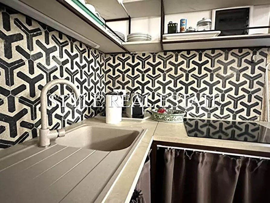 Immagine 6 di Appartamento in vendita  in VIA CASTELLO MANIACE a Siracusa