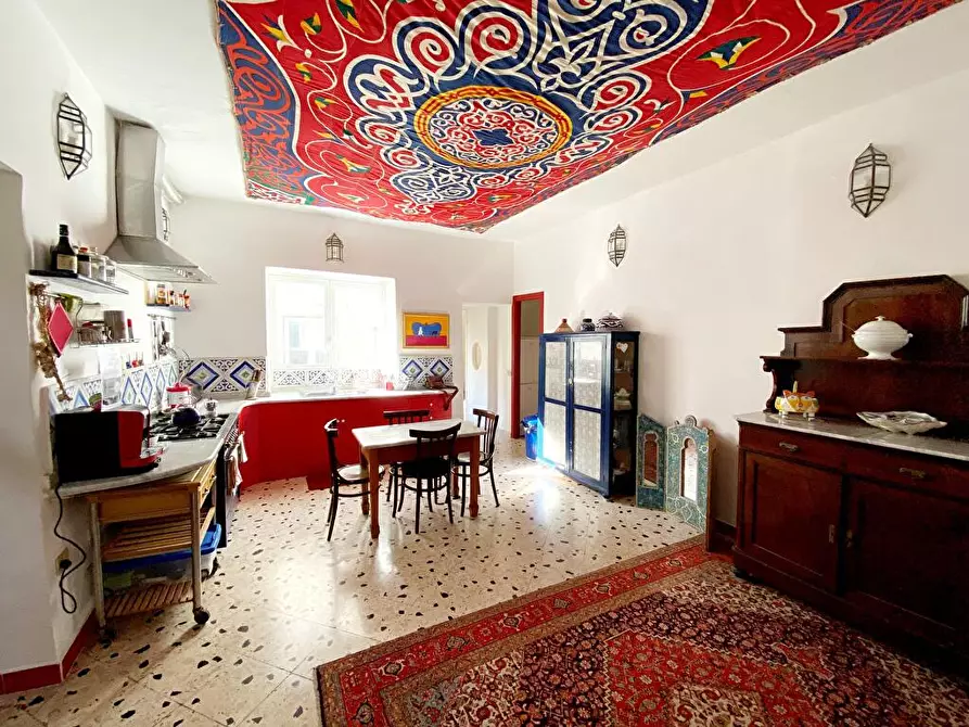 Immagine 18 di Camera in affitto  in Via Argenteria  19 a Palermo