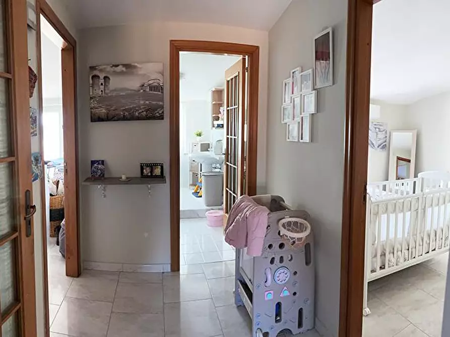 Immagine 11 di Appartamento in vendita  in Via Lago Patria  130 a Giugliano In Campania