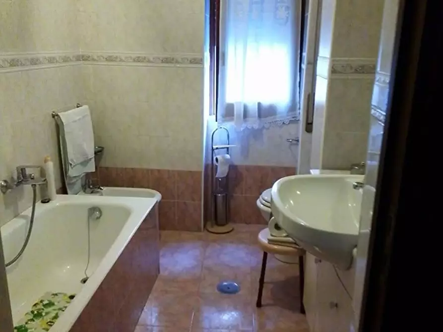 Immagine 4 di Appartamento in vendita  in Via Nunzio Celentano 1 a Sarno