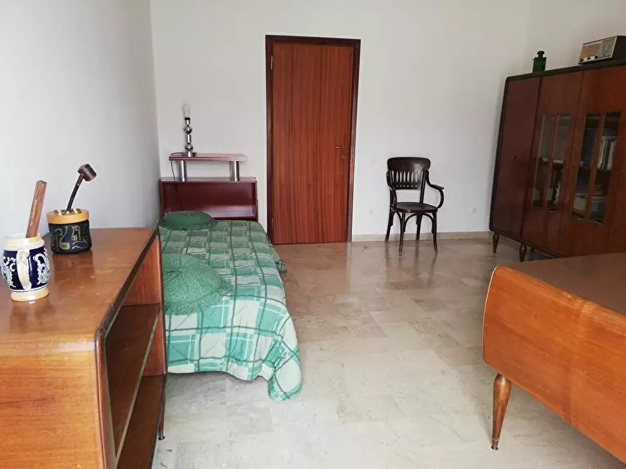 Immagine 3 di Appartamento in affitto  a Taranto