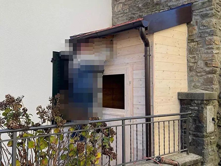 Immagine 5 di Casa di paese in affitto  in Via Roma 13 a Corniglio