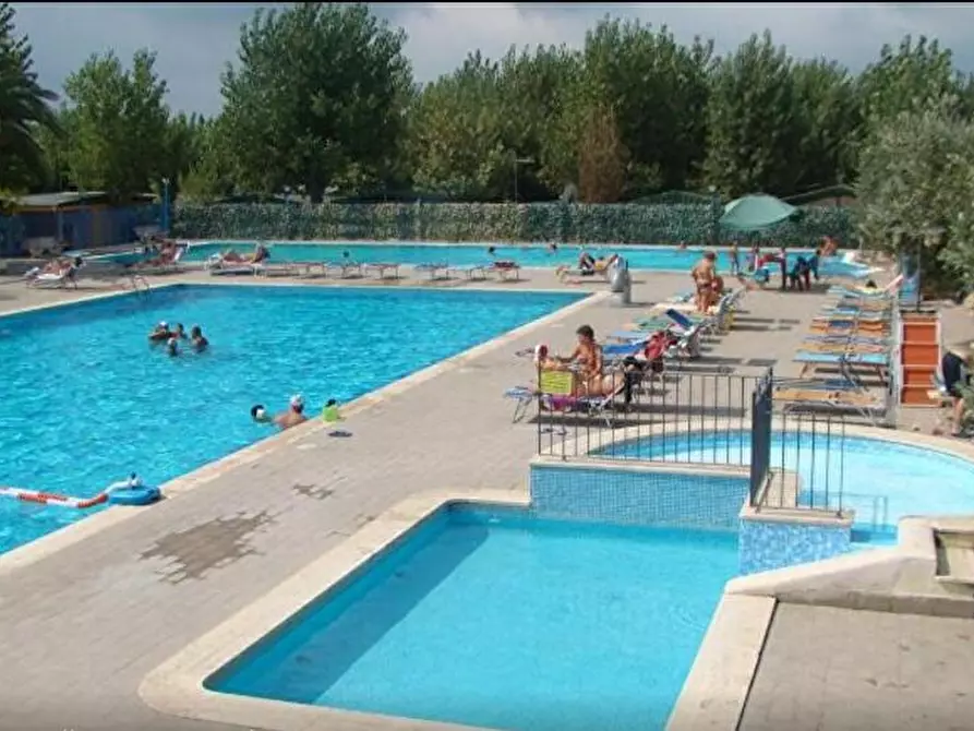 Immagine 11 di Bungalow in vendita  a Ardea