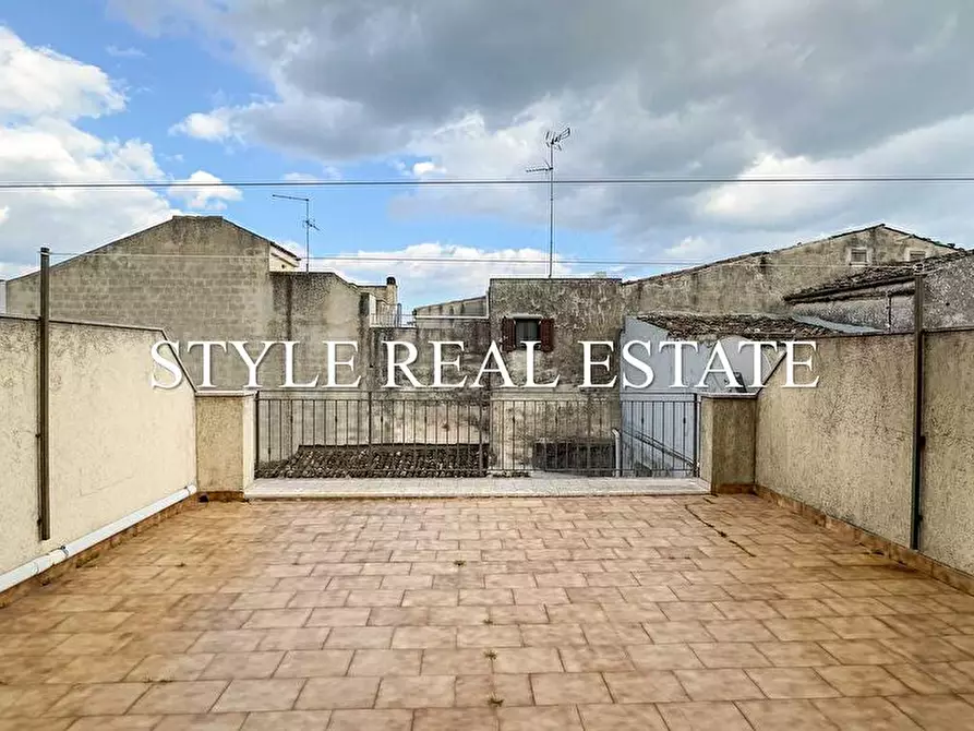 Immagine 35 di Casa indipendente in vendita  in Via Procida - a Canicattini Bagni