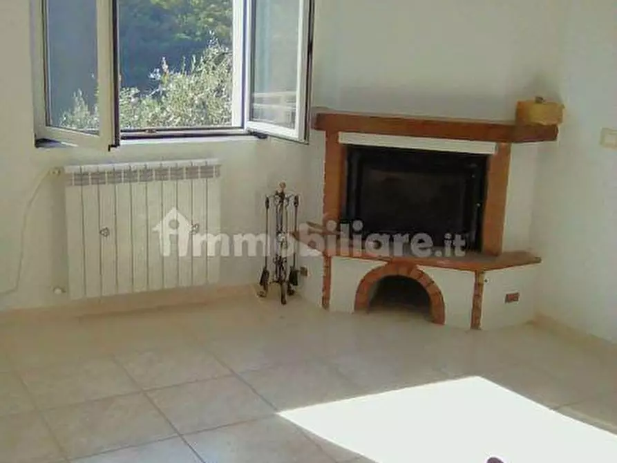 Immagine 3 di Villa in vendita  in VIA DEI MAGGIOLO 1 a Rapallo