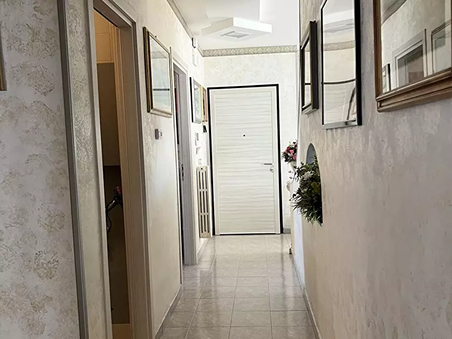Immagine 1 di Appartamento in affitto  in Via scoglio del tonno  70 ed 6 a Taranto