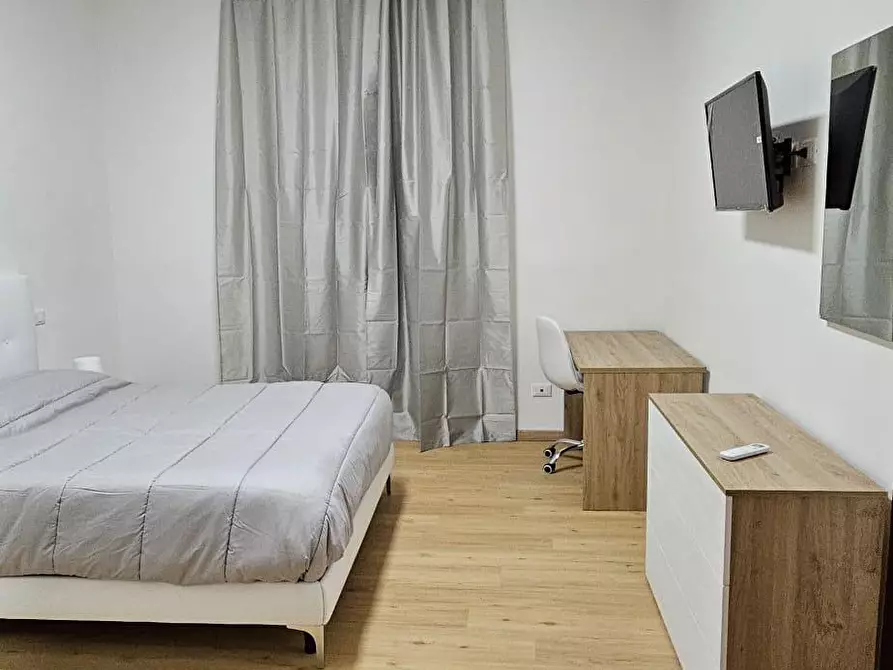 Immagine 3 di Camera in affitto  in Viale Carducci  259 a Livorno