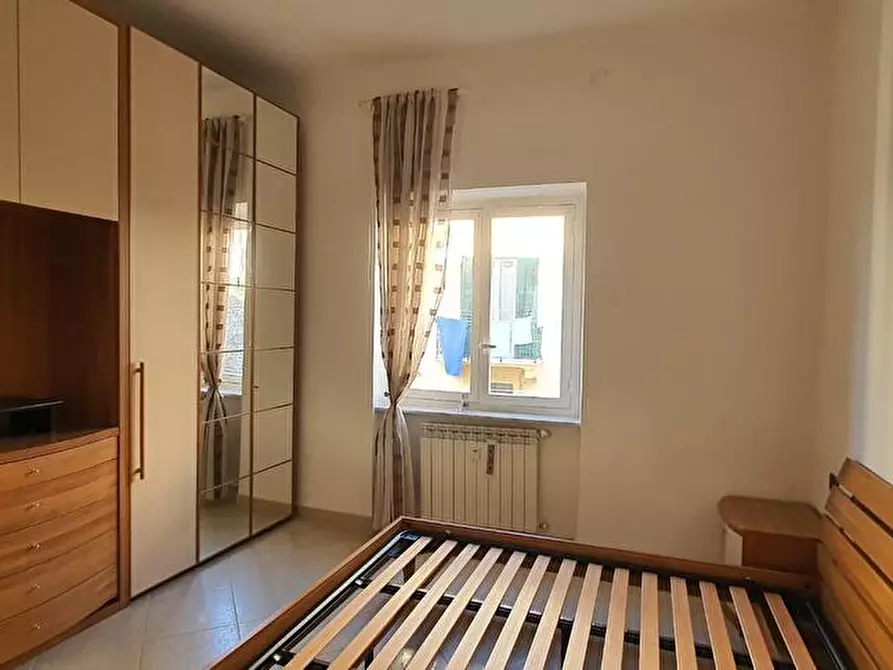 Immagine 11 di Appartamento in vendita  a Genova