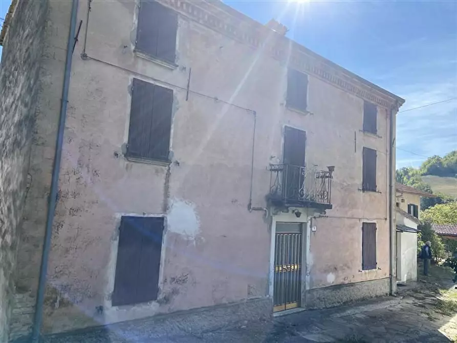 Immagine 2 di Rustico / casale in vendita  in pellegrino parmense 1 a Pellegrino Parmense
