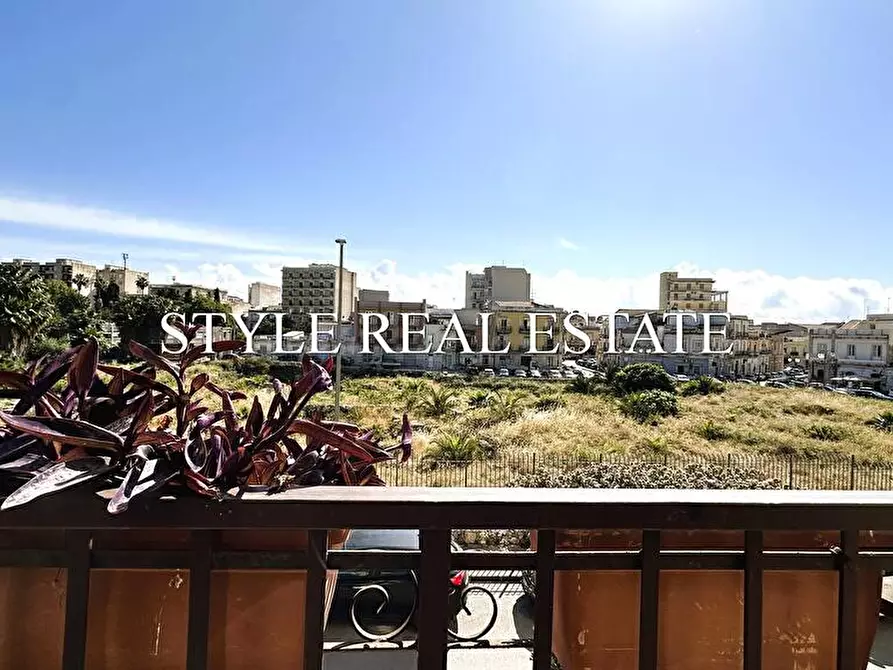 Immagine 21 di Appartamento in vendita  in PIAZZA DELLA VITTORIA a Siracusa