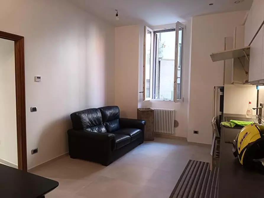 Immagine 1 di Appartamento in affitto  in via Antonio Mambretti  22 a Milano