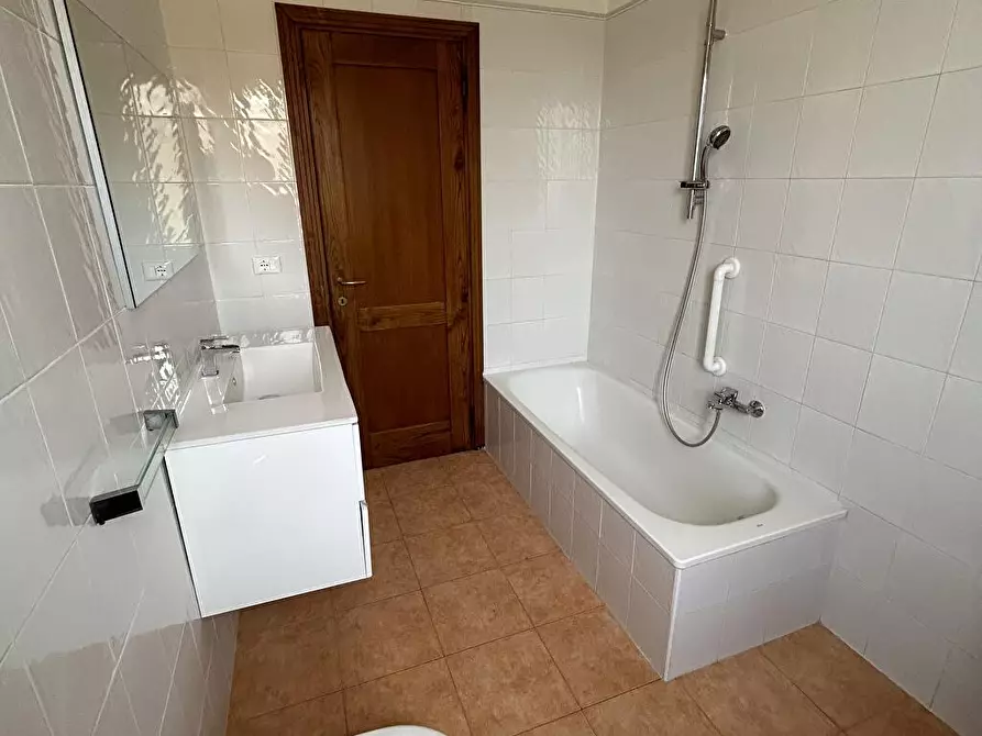 Immagine 11 di Villetta a schiera in affitto  in Via R. Morandi 10 a Castel San Pietro Terme