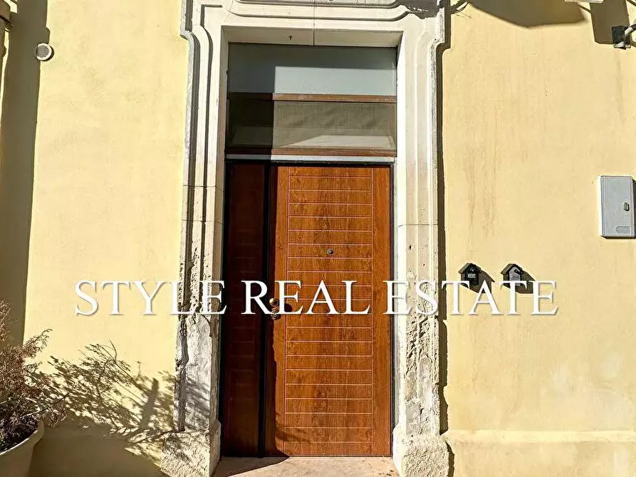 Immagine 2 di Appartamento in vendita  in Via Formide - a Siracusa