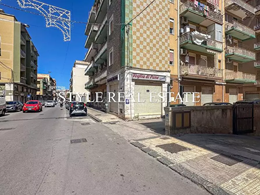 Immagine 3 di Locale commerciale in affitto  in Viale Zecchino 94 a Siracusa