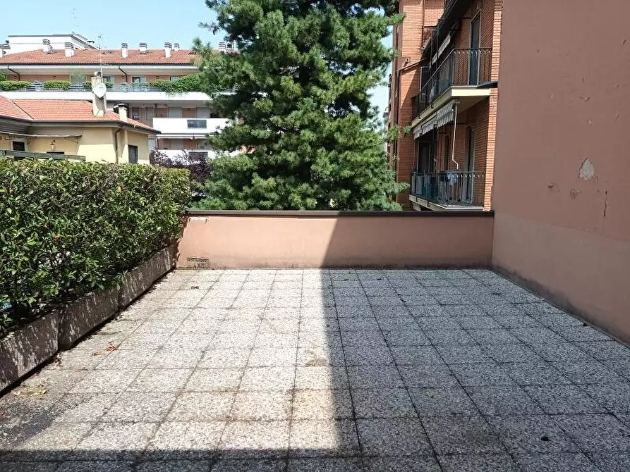 Immagine 22 di Locale commerciale in affitto  in via Alessandro Astesani  16 a Milano