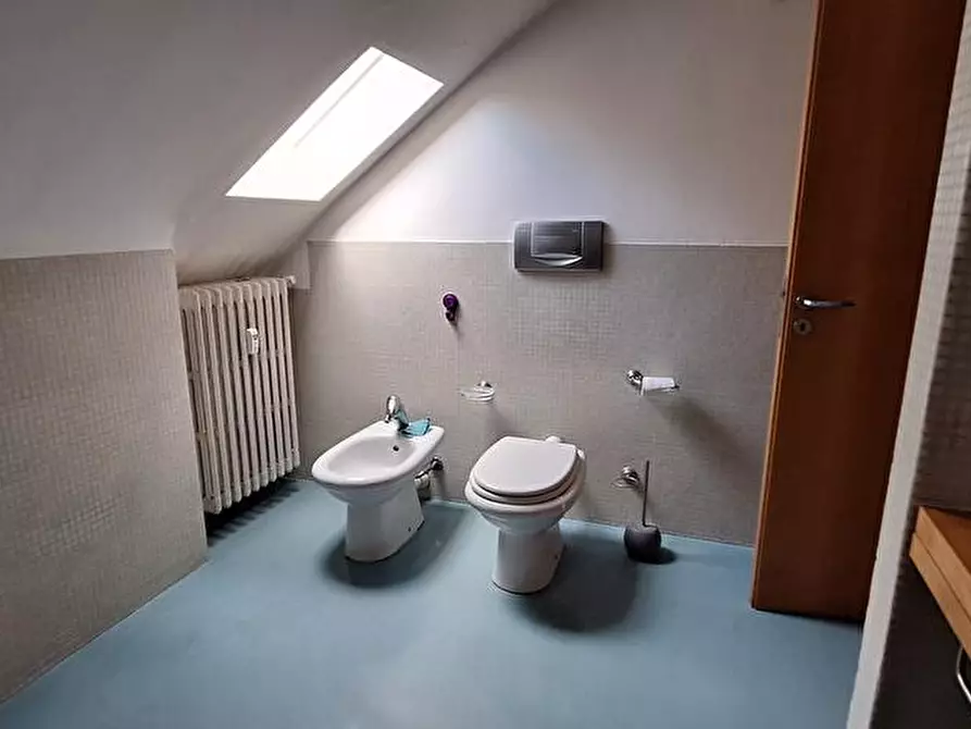 Immagine 9 di Appartamento in vendita  in via auna  8 a Asti