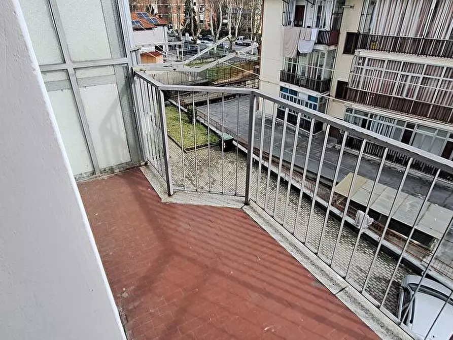 Immagine 6 di Appartamento in vendita  in corso alessandria  249 a Asti