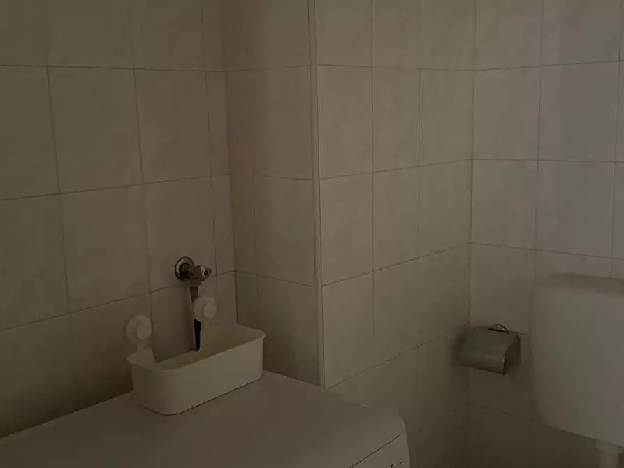 Immagine 10 di Appartamento in affitto  a Parma