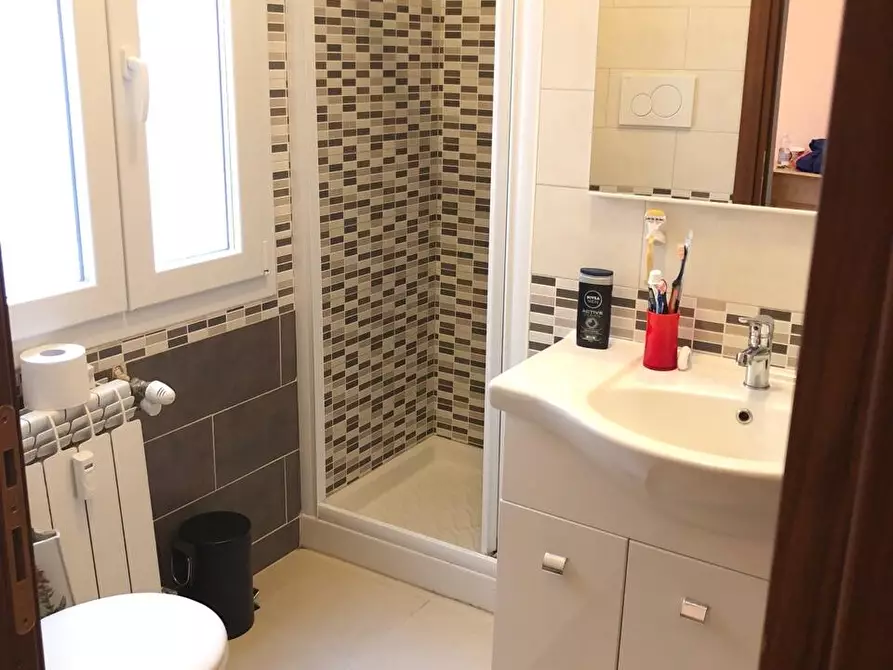 Immagine 3 di Stanza singola in affitto  in Viale di Tormarancia 60 a Roma