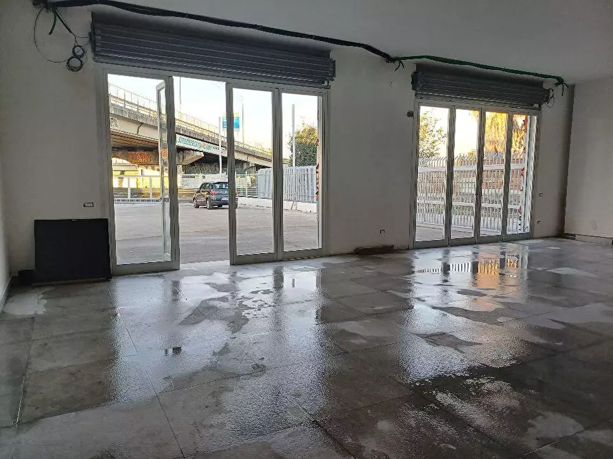 Immagine 2 di Locale commerciale in affitto  in via lucania 1 a Melito Di Napoli