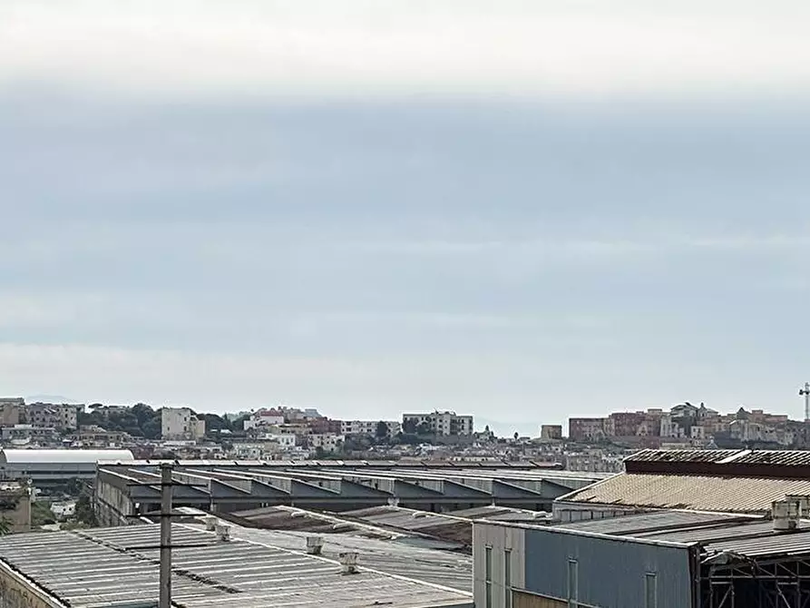Immagine 26 di Casa trifamiliare in vendita  in Via Raimondo Annecchino snc a Pozzuoli