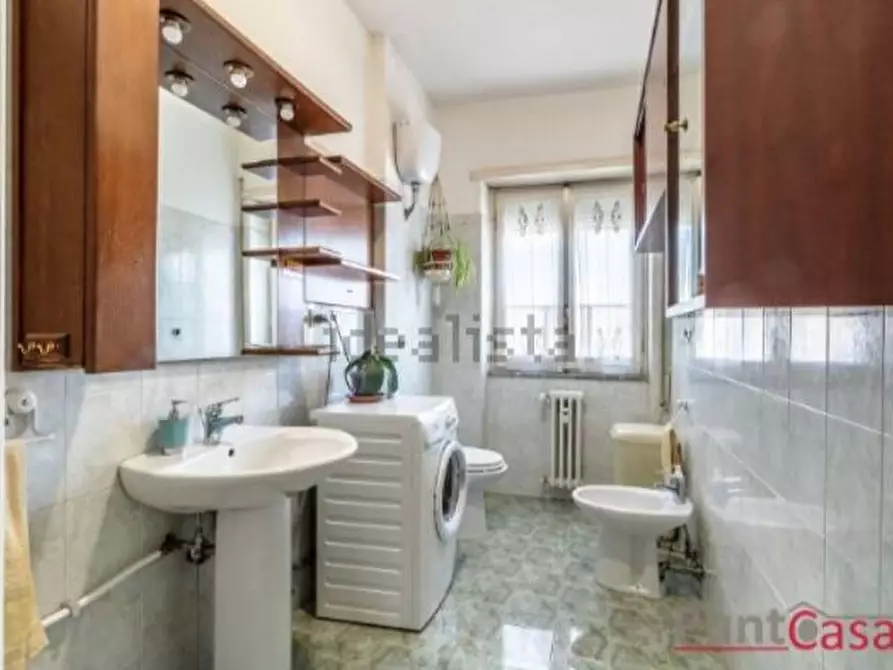 Immagine 9 di Appartamento in affitto  in via matteo tondi 40 a Roma