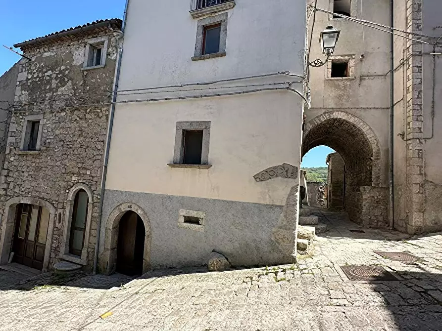 Immagine 5 di Casa di paese in vendita  in Via Castello 1 a Riccia