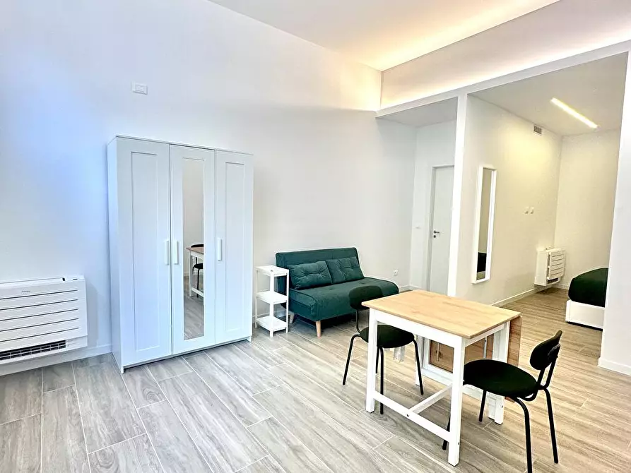 Immagine 3 di Casa vacanze in affitto  in Via Donato creti 67/1 a Bologna