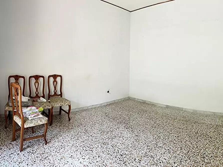 Immagine 35 di Appartamento in vendita  in Via Lucio Calpurnio  4 a Pozzuoli