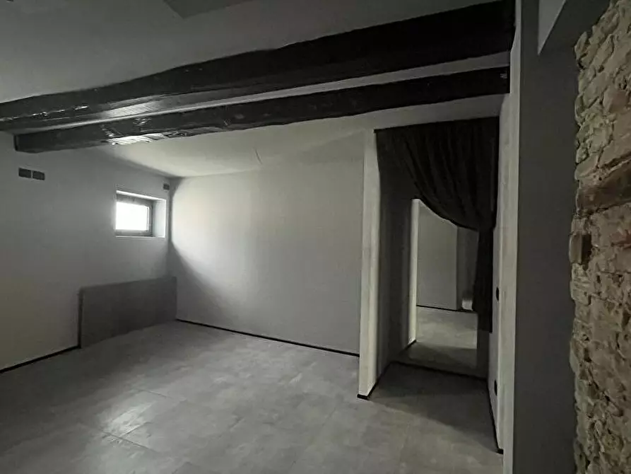 Immagine 6 di Negozio in affitto  in via peòozza 1 a Sacile