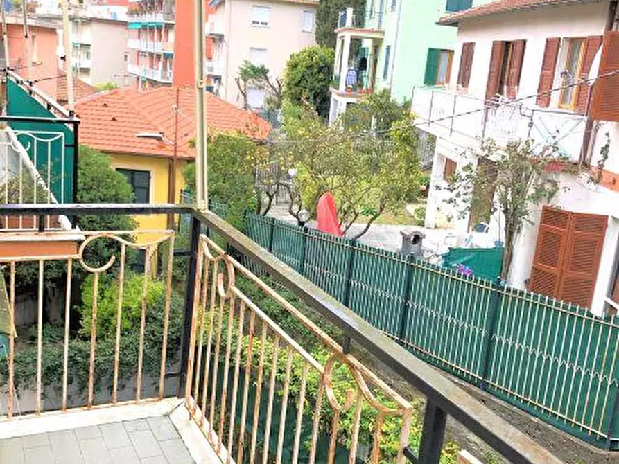 Immagine 3 di Bilocale in vendita  in VIA PIETRAFRACCIA 8 a Rapallo