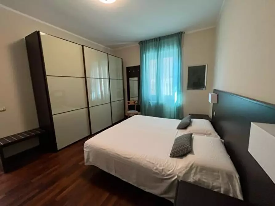 Immagine 3 di Trilocale in affitto  a Bergamo