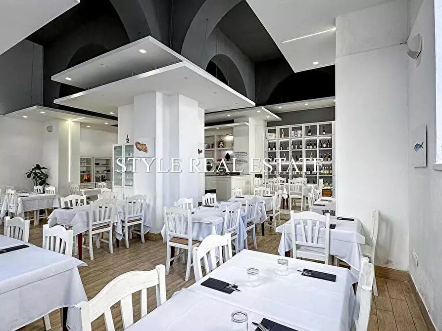 Immagine 14 di Bar / Ristorante in vendita  in Via Malta  25 a Siracusa