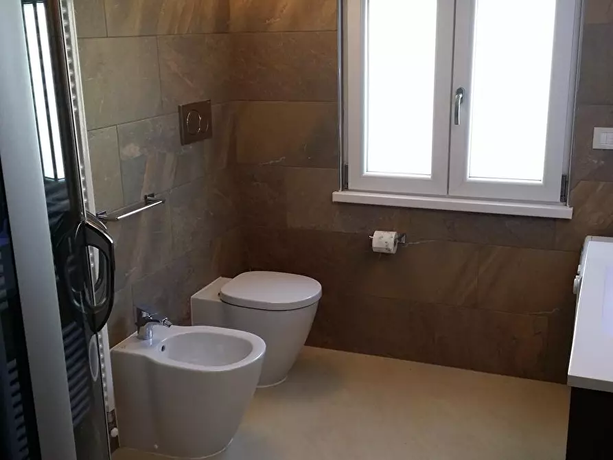 Immagine 5 di Stanza singola in affitto  a Udine