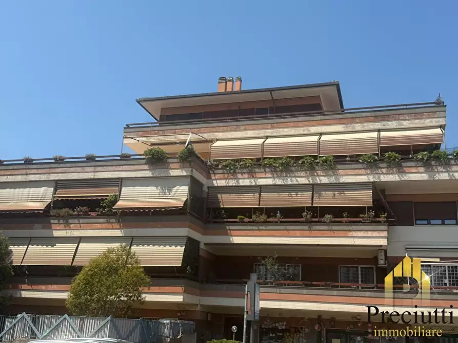 Immagine 7 di Appartamento in vendita  in VIA DI BRAVETTA 512 a Roma
