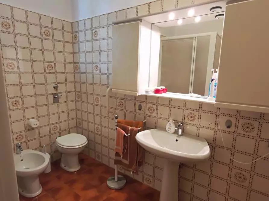 Immagine 11 di Camera in vendita  in Via Sant'Andrea 27 a Monza