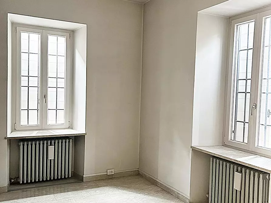 Immagine 5 di Attività commerciale in affitto  in Piazza della Chiesa 25 a Bosco Chiesanuova