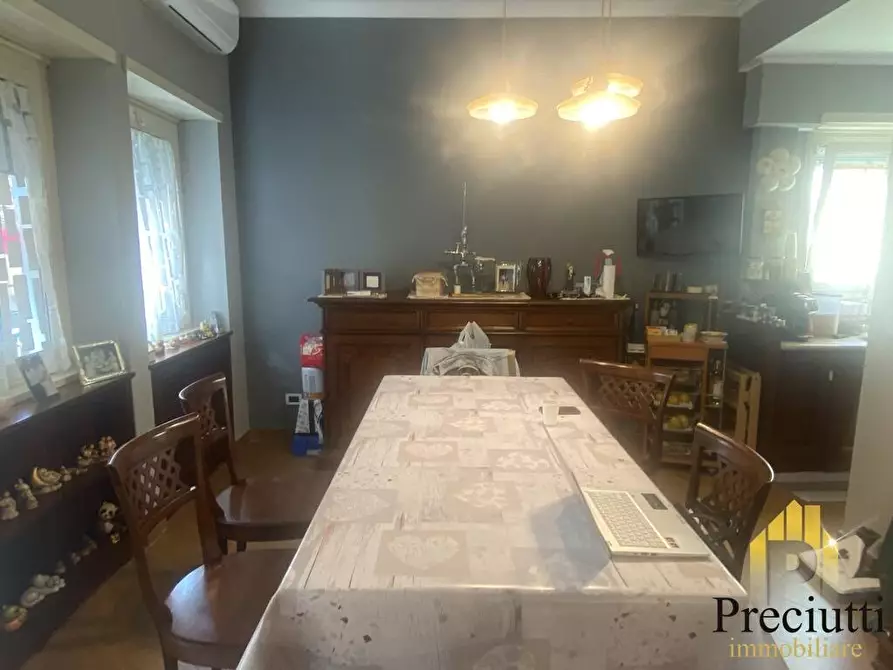 Immagine 13 di Appartamento in vendita  in VIA STEFANO BORGIA 74 a Roma