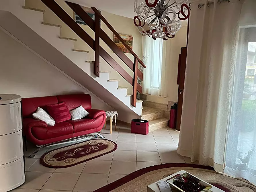 Immagine 3 di Villetta a schiera in vendita  in Via Salicuneta  1 a Castelnuovo Cilento