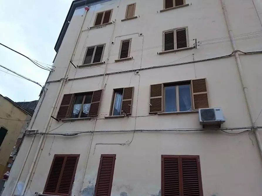 Immagine 10 di Casa semindipendente in vendita  in Via Cavour 23 a Sarno