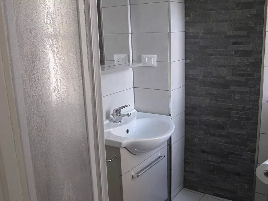 Immagine 6 di Appartamento in affitto  in via imbriani 19 a Milano