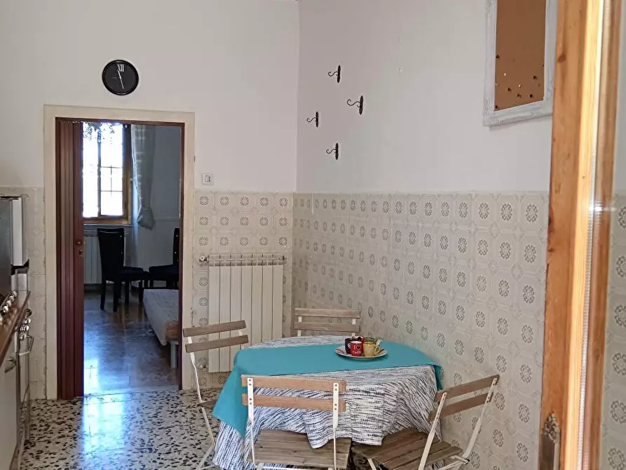Immagine 4 di Casa indipendente in affitto  a Carrara