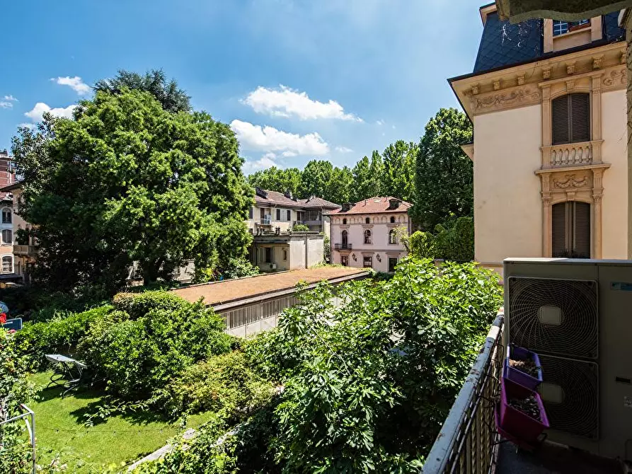 Immagine 8 di Appartamento in vendita  in Via Piffettil 11 a Torino