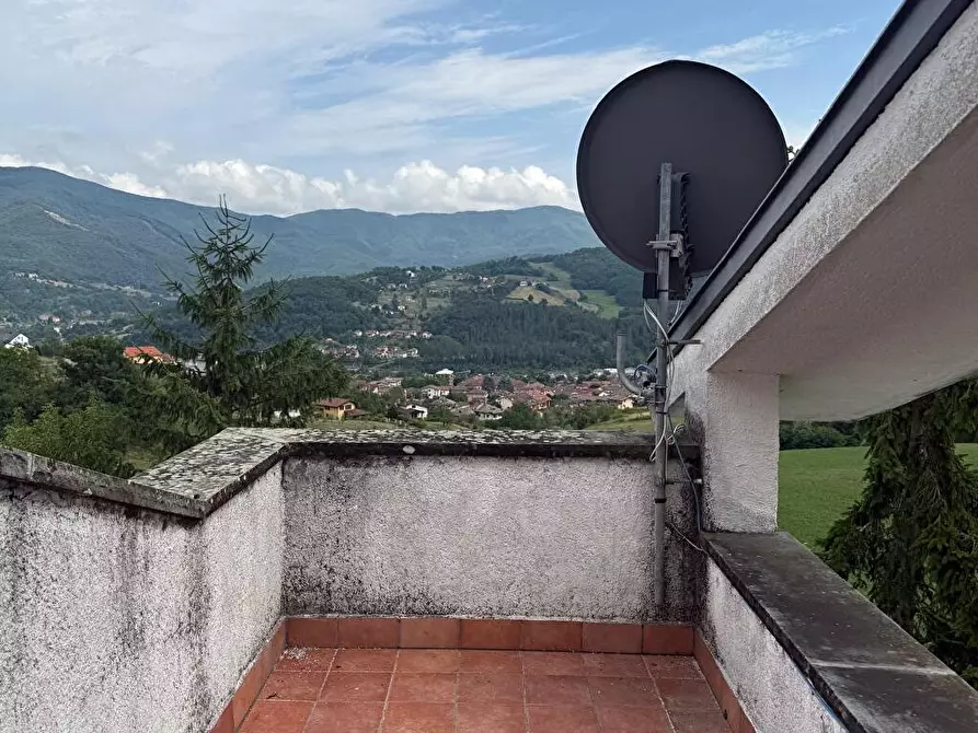 Immagine 15 di Appartamento in vendita  a Borgo Val Di Taro